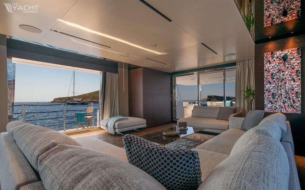 Custom Line Navetta 33 M/Y ON – Hauptsalon mit Meerblick